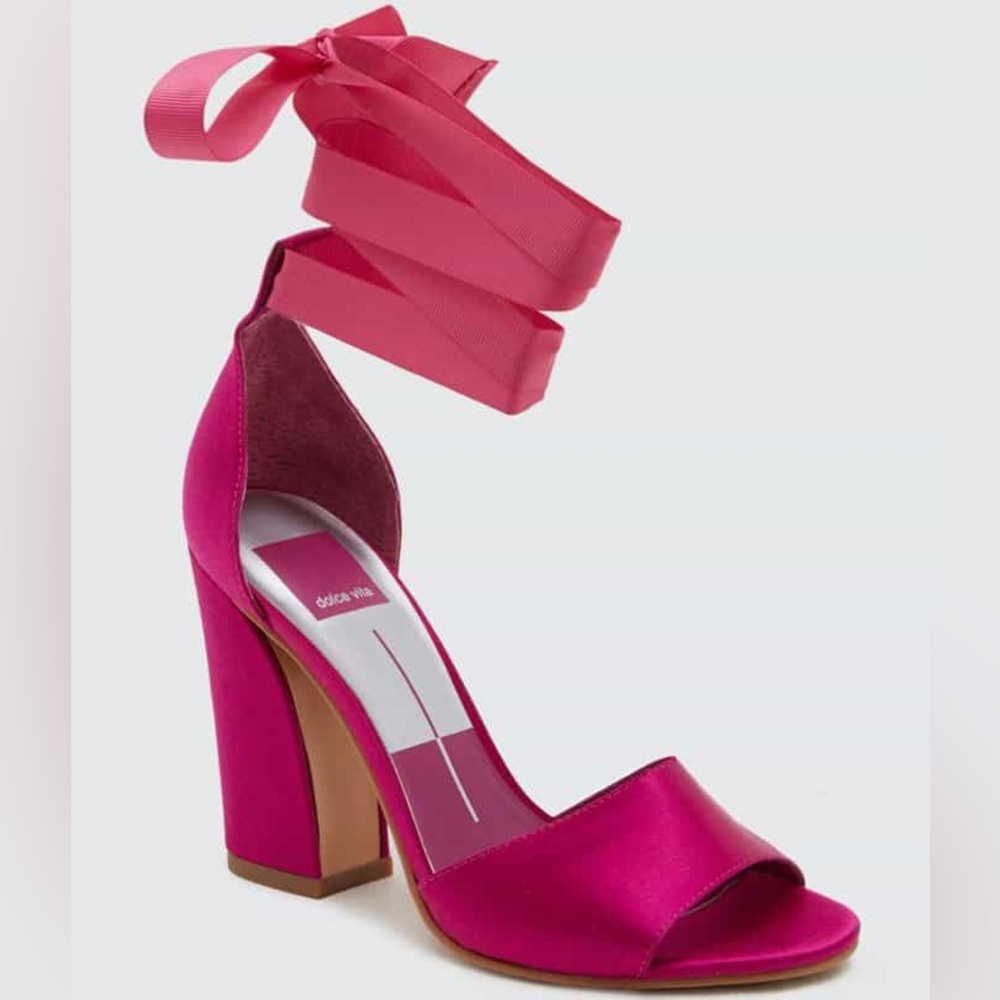 Dolce Vita heels Bella Hadid Ankle-Tied women’s size 9.5